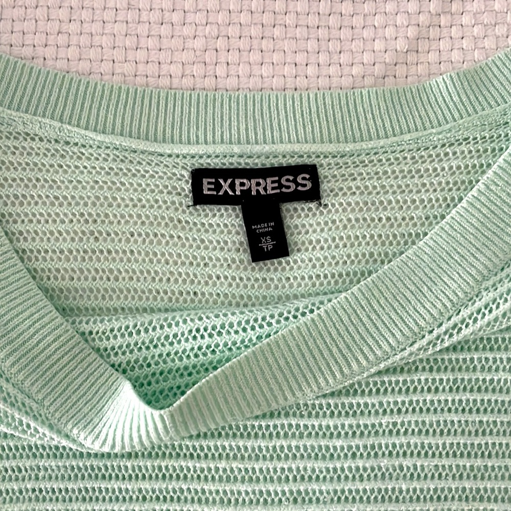 Express top - Picture 2 of 2
